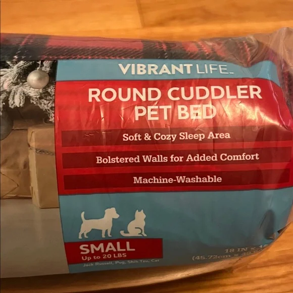 Vibrant Life Round Pet Cuddler Bed Red Plaid - NEW - Picture 2 of 5